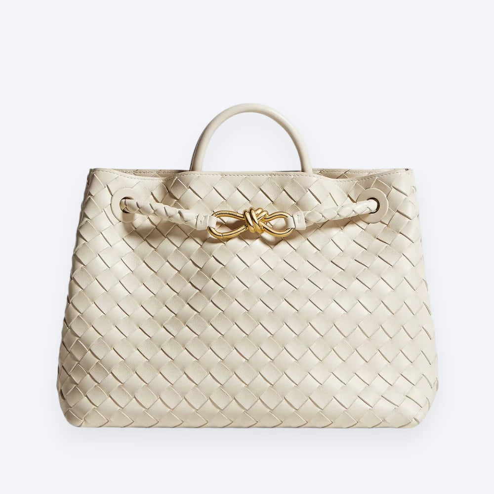 Voyage 32 Handbag