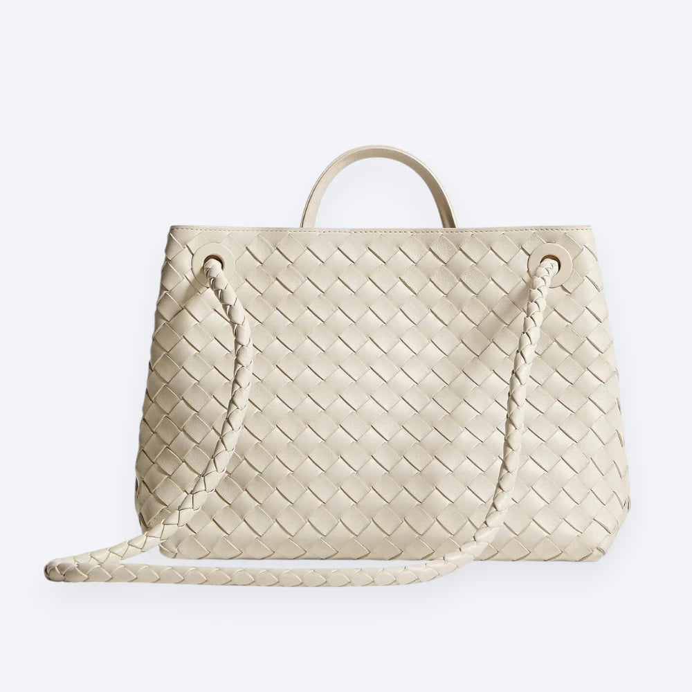 Voyage 32 Handbag