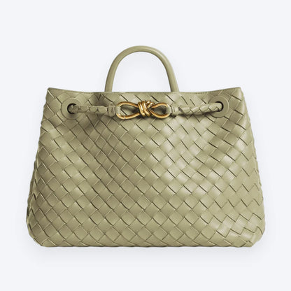Voyage 32 Handbag